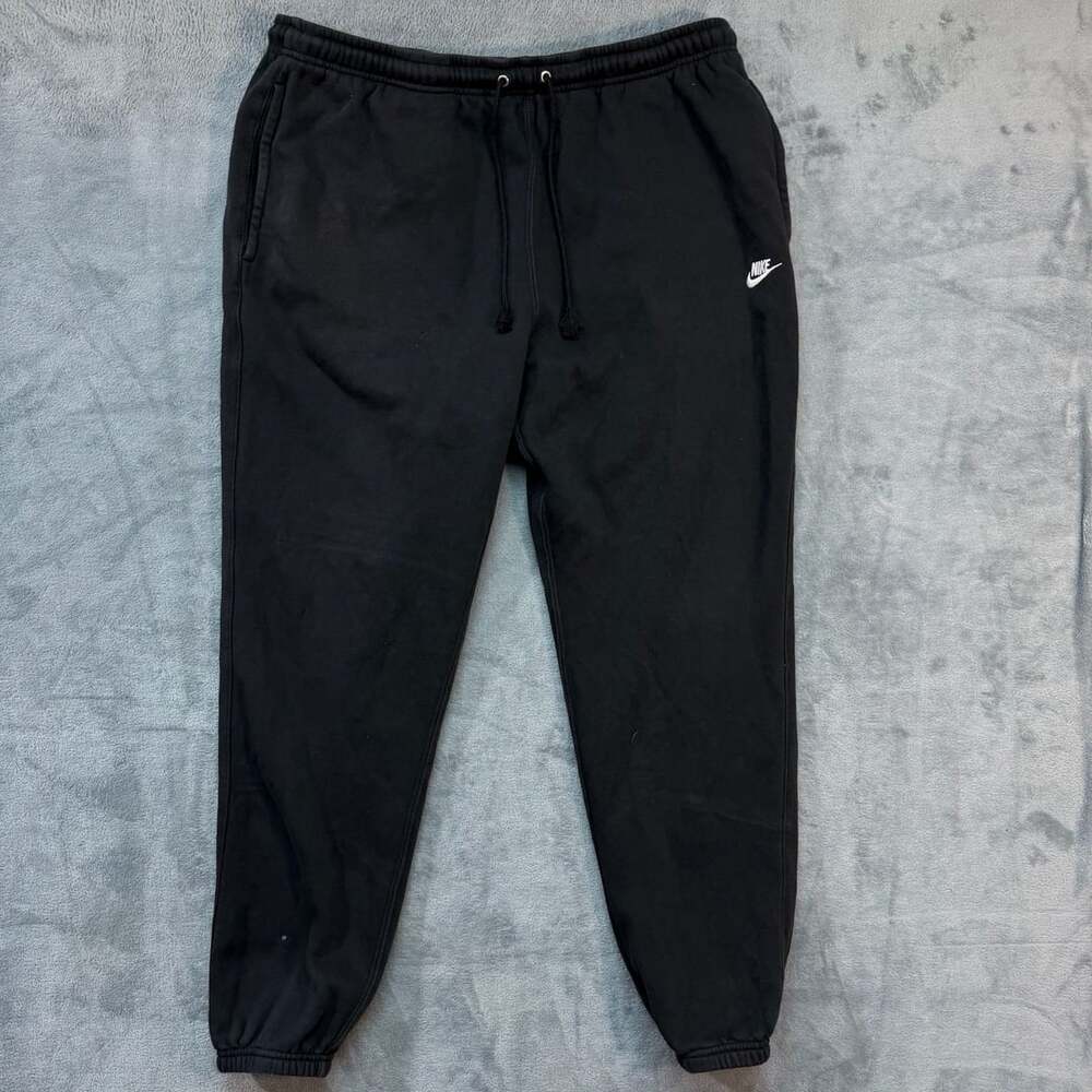 Nike Club Fleece Joggers Size XL Black Cuffed Sweatpants
